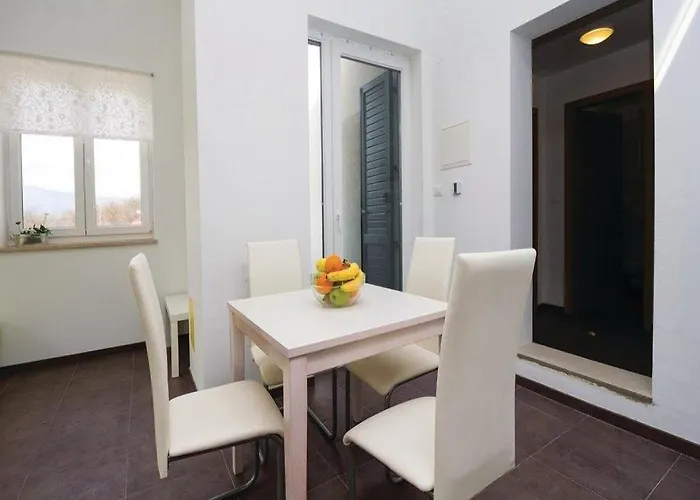 Grzic Appartement Porozina